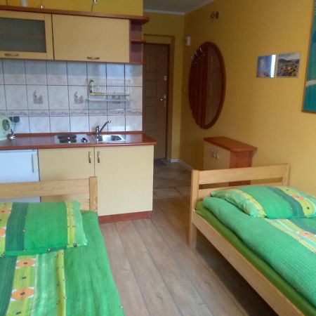 Gospodarstwo Agroturystyczne Ania I Filip Izabelin  Buitenkant foto